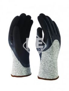 Grauer schnittfester Handschuh mit schwarzer doppelter Nitril-Beschichtung, Größe 7