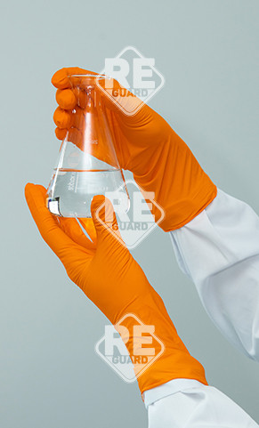 SHIELDskin ORANGE NITRILE 260 puderfreier Handschuh 90St/Box XS
