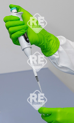 ecoSHIELD Eco Nitrile 250 puderfreier Einweghandschuh 150St/Box XS