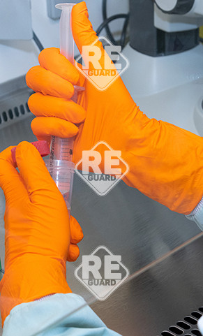 SHIELDskin STERILE ORANGE NITRILE 300 puderfreier Handschuh 20Paar/Beutel XS