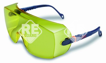 TRAGBARE ÜBERKORREKTURBRILLE (DIOPTRIE), KRATZFESTES POLYCARBONAT